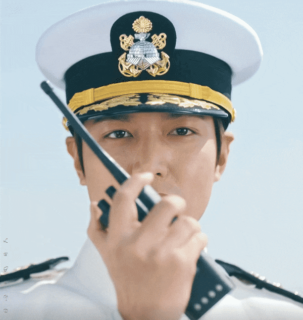 《The King:永遠的君主》李敏鎬海軍制服誘惑